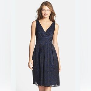 Taylor Navy Blue Black Floral Sleeveless V-neck Fit and Flare Midi Dress Size 12